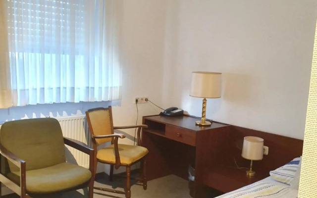 Hotel - Pension - Weller