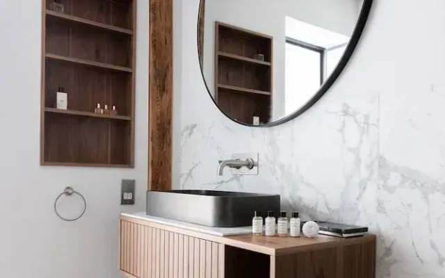 Tyers Gate II by Onefinestay
