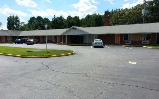 Travel Inn By OYO Danville US-29