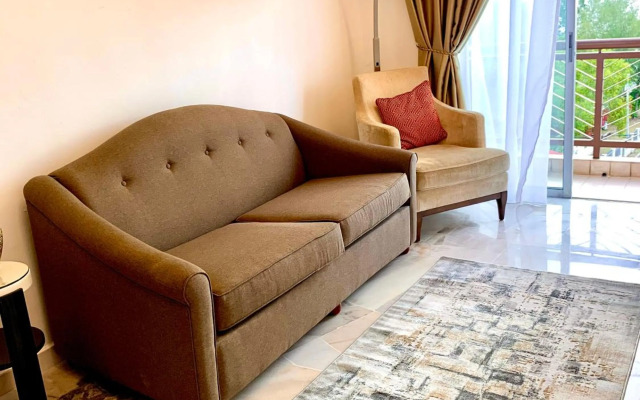 Sea La Vie Goldy @ Laguna Resort