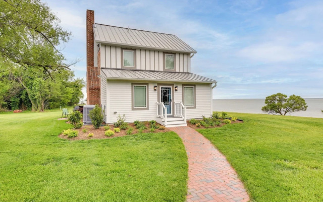 Waterfront Maryland Vacation Home: Private Beach!