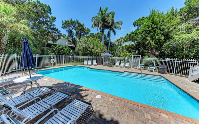 Island Serenity - 6250 Holmes #54