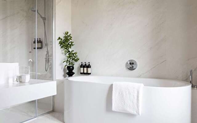 Domaine Reine Margot Paris - Issy MGallery Collection