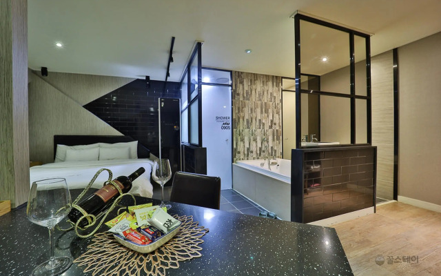 MU Hotel