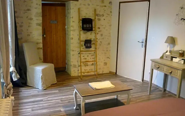 Gite - a L'ombre du Teil