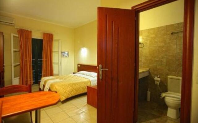 Zefiros Apartments