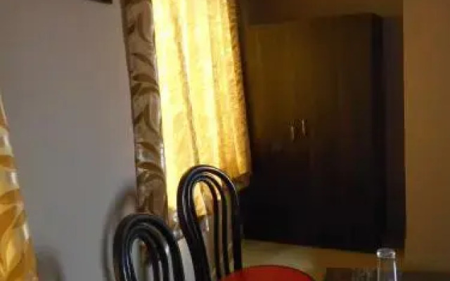 Hotel Utsav Plaza