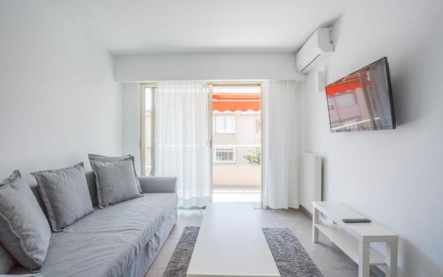 Bright One BDRM Apartment AC-Congress, Beaches by Olidesi