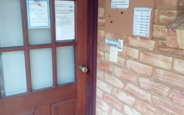 Marri Lodge & Cottages