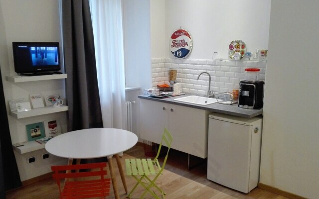 Cacita Guest House - Torino - Studio 2