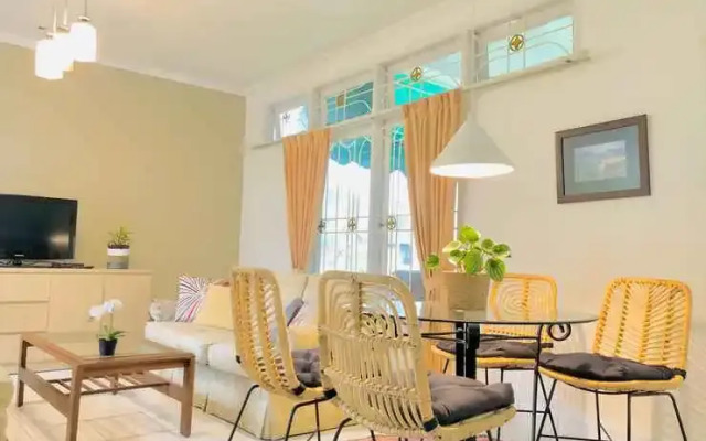 Woodhill Villa Kota Bunga by Citrus House