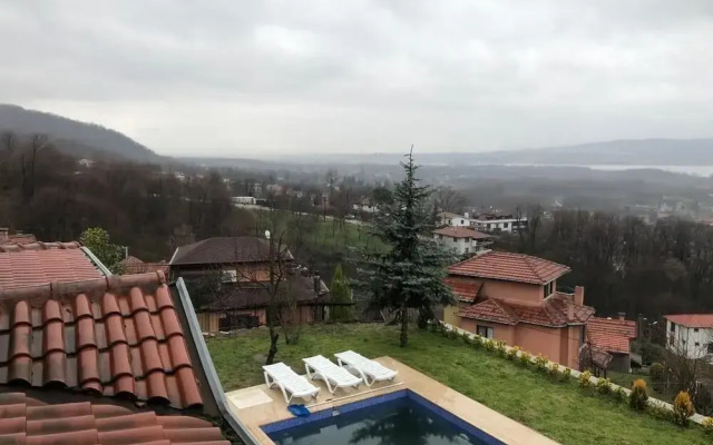 Sapanca Villa Isengard