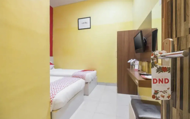 OYO 500 Nilam Residence