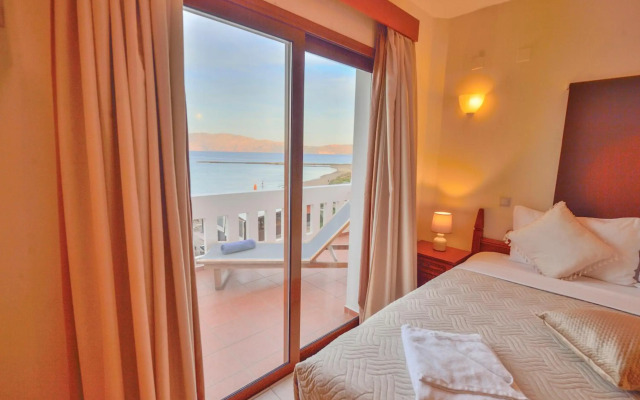 Maria Beach Hotel