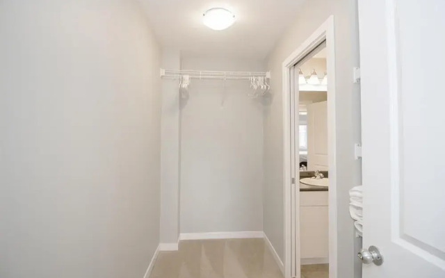 Modern 3 Bedrooms Townhouse in Southpoint