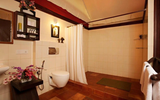 Grassroots Wayanad, Valley-view Tents