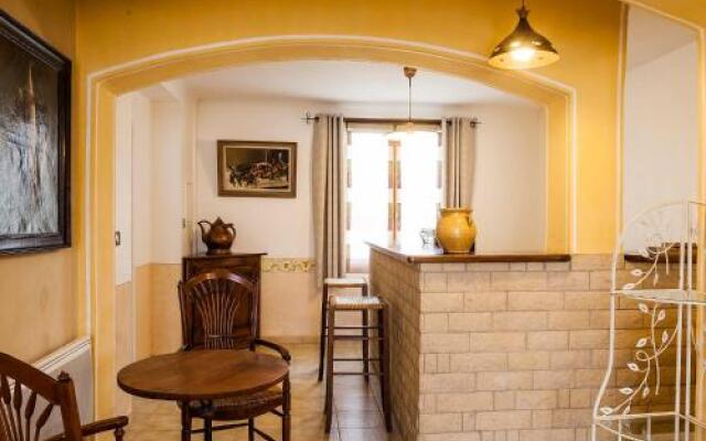 Holiday Home Aubignane La bergerie de Panturle