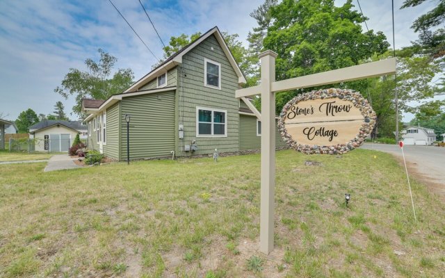 Bright Home w/ Outdoor Space, Steps to River