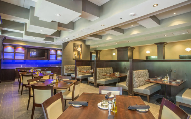 Crowne Plaza Shenandoah - The Woodlands Area by IHG