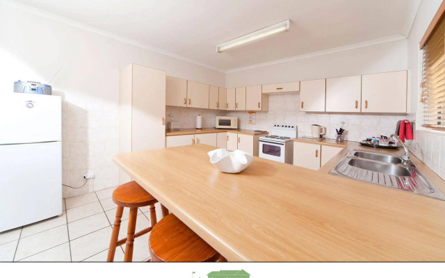 De Keurboom Guesthouse