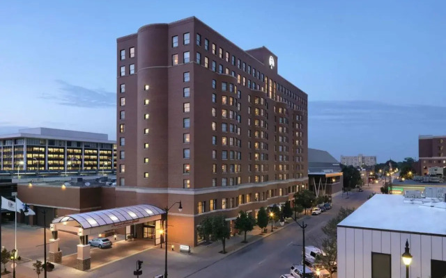 President Abraham Lincoln Springfield - DoubleTree by Hilton