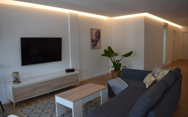 Nuevo apartamento céntrico junto al mar
