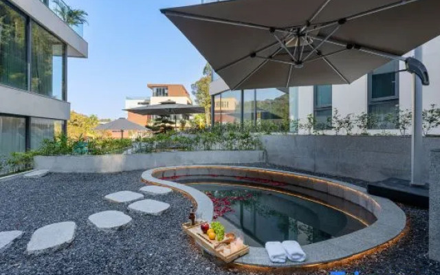 Rong she you ran Shu