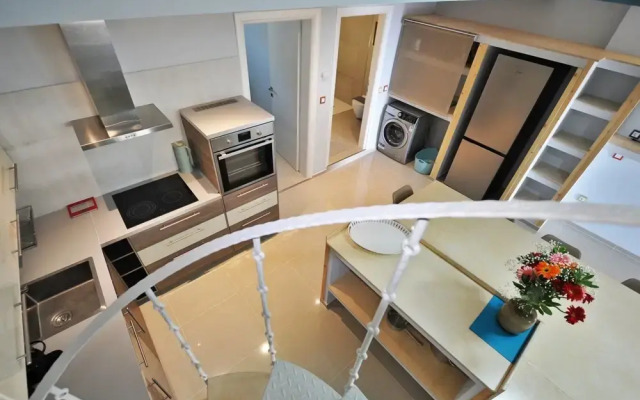 Lancaster Mansion - Aquarium Maisonette Fourka