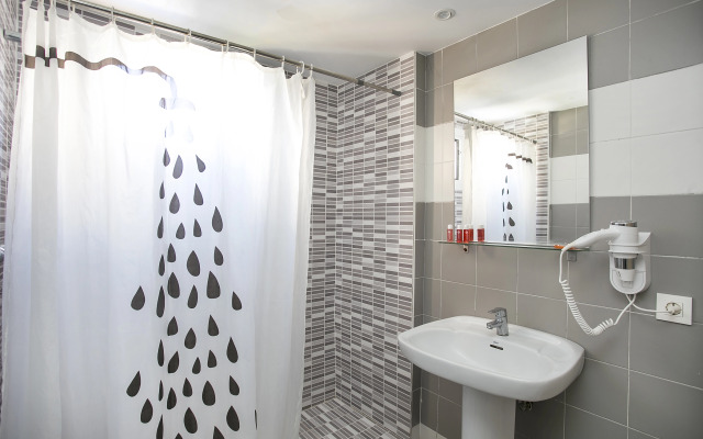 Apartamentos Amalia By Mc