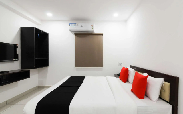 Mythri Hotel by OYO Rooms