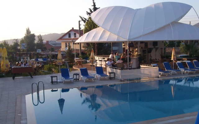 Ant Apart Hotel