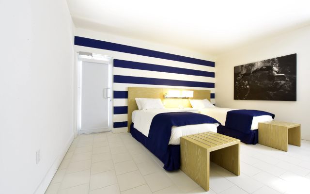 Pestana South Beach Art Deco Miami - Image 4