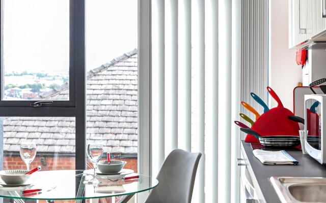 Comfortable Studio in Oldham, Minutes to Royal Oldham Hospital