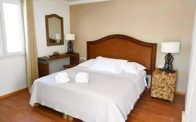 Syros village suites