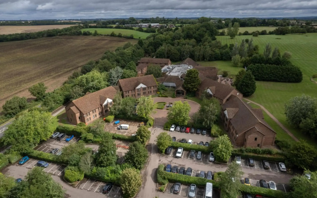 Stratford Manor Hotel