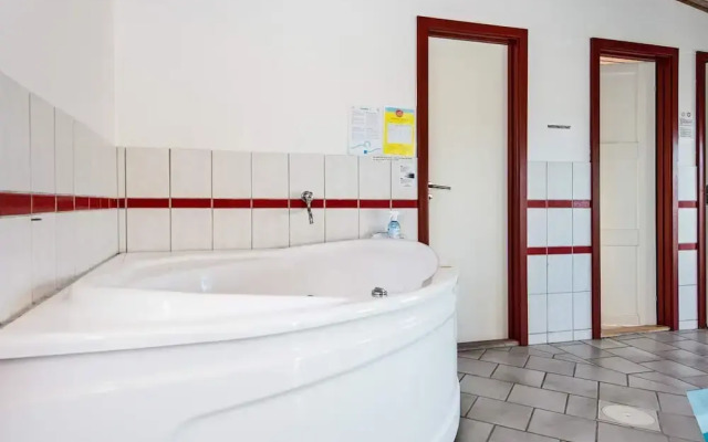 10 Person Holiday Home in Harboore-by Traum