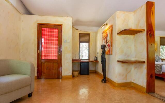 PrideInn Mara Camp & Cottages