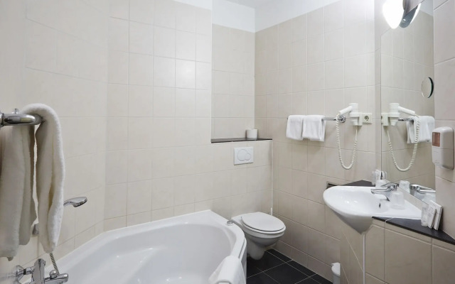 Hotel Mastbosch Breda