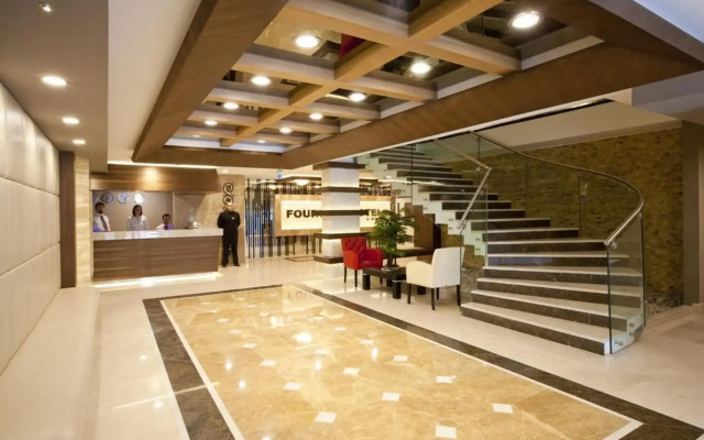 Fourway Hotel SPA & Restaurant
