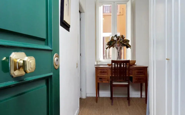 Trevi Elegant Apartment