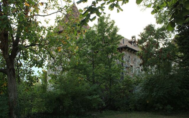 Homesuitehome