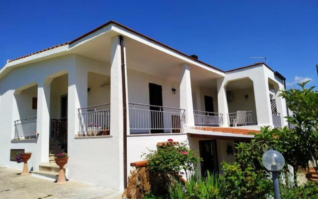 Bed & Breakfast Villa Gladyr Olgiastra