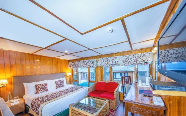 Hotel Heevan Retreat