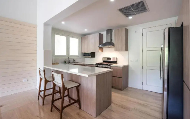 Newly Added El Portillo 2BR Apt