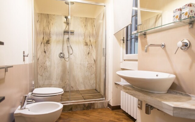 Delicious Apartment in Shopping District