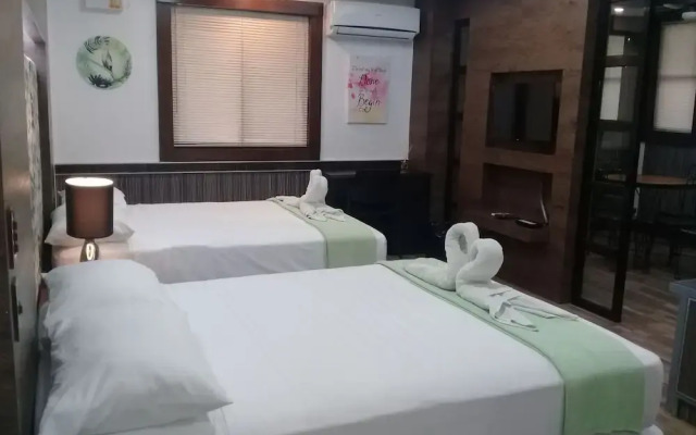Casa Verde Hotel & Events Center