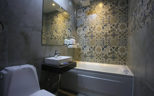 Cello Hotel