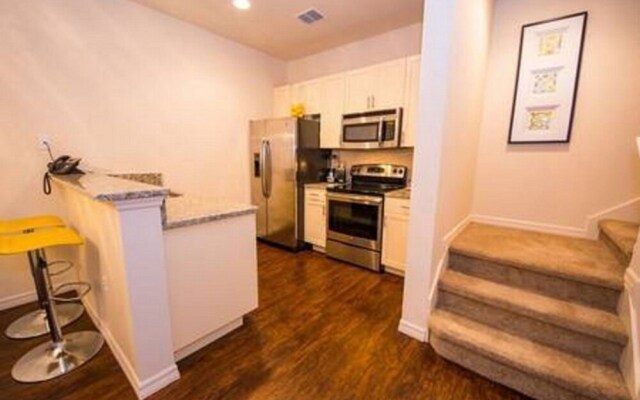 Lucaya Village 3 Bedroom