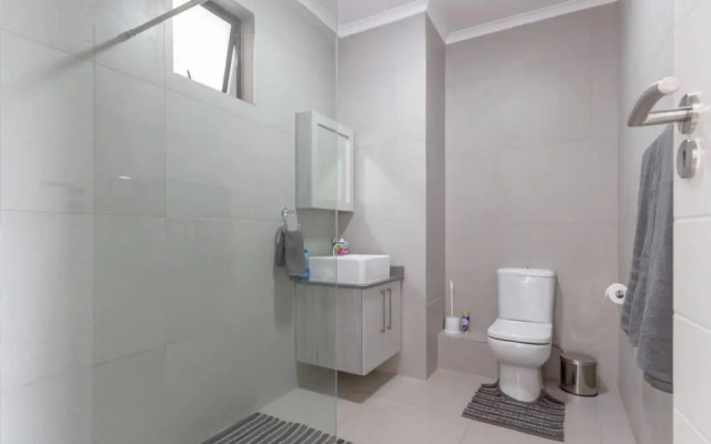 Alimama Spaces: The Manson's 8 On New