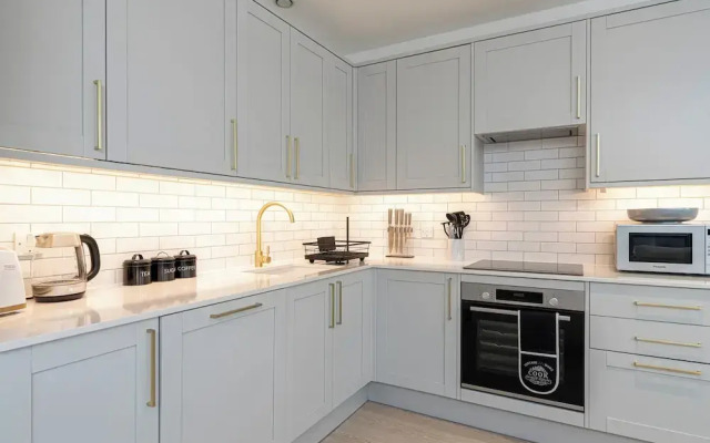 JOIVY Stylish 1 bed flats in Soho